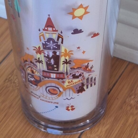 Starbucks Disneyland 24oz Venti Cold Cup Tumbler Clear Lid/Straw 2020 Limited - Picture 2 of 8